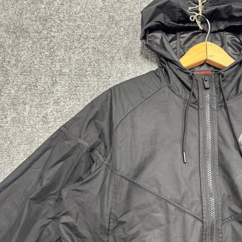 Nike Jacket Women's Medium Full Zip‎ Stained Windbreaker Activewear Black - Picture 10 of 14